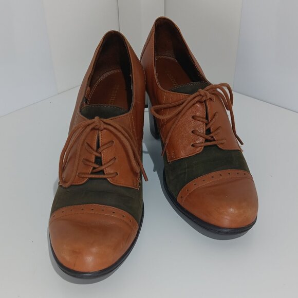 Naturalizer "Kissie", lace-up Oxford stacked heeled shoe, size 7W - Picture 2 of 7